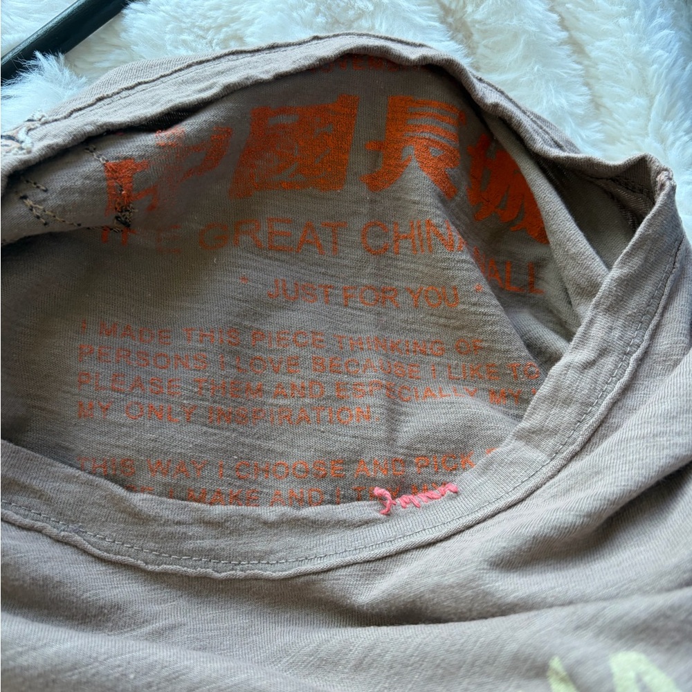Brown Graphic Tee with Floral Design - Picture 5 of 6